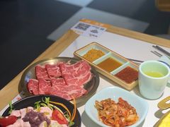 -猪啊牛呀羊啊铜盘烤肉(正大广场店)