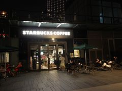 门面-星巴克(苏州诚品店)