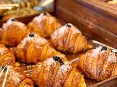 -BUTTERFUL&CREAMOROUS 黄油与面包(中山公园龙之梦店)