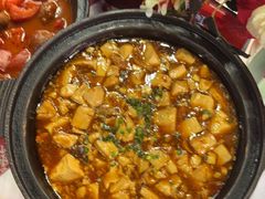 -刘姐啤酒鱼民族演艺餐厅(西街总店)