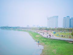 -南京眼步行桥