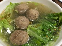 丸肉粿汤-顺记牛肉店