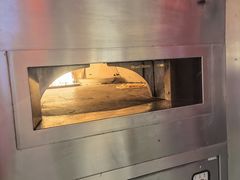 -城市大道红炉披萨烘焙坊