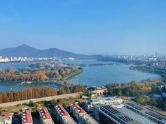 -湖景知味西餐厅•自助餐• 轻食(南京金茂威斯汀大酒店)