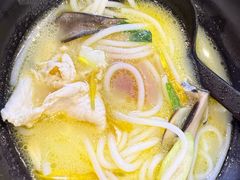 -桥香园过桥米线(国贸店)