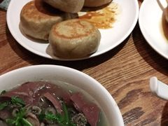 -清真吴记门钉肉饼·喜多利