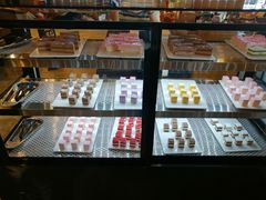 -好伦哥(温都水城店)