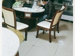 大堂-苗家特色土烙锅·老字号