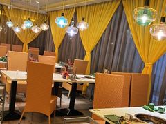 -润园四季椰子鸡火锅(卓越INTOWN店)