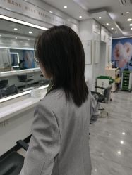 -镁连社·美联社