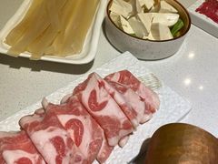 -墨居上隐·院子里火锅(峨眉店)