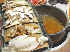 -芸山季·云南山珍菌火锅(人民广场来福士店)