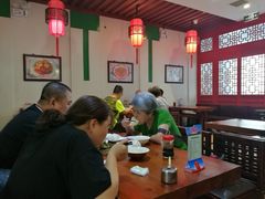 大堂-石头门坎