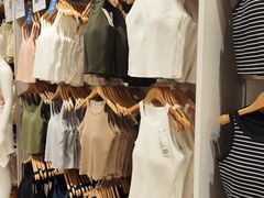 -优衣库(上海金桥国际商业广场店)