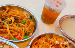 Stir-Fried Pork with Old Friend Noodles