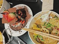 -W COLLECTIVE  DESSERT SHOP