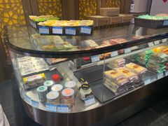 面包甜点陈列柜-功德林(南京西路店)