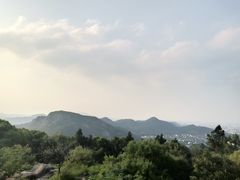 -灵岩山风景区