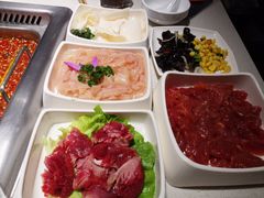 -海底捞火锅鲜切牛肉主题店(长寿路店)