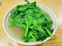 豌豆尖-杨三孃跷脚牛肉(清凤时代店)