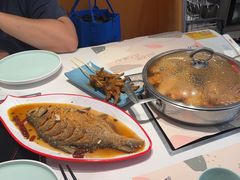 -黄记煌三汁焖锅(新佳丽江汉路店)