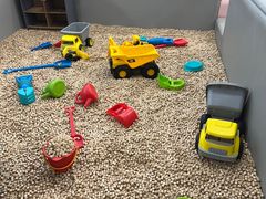 -龙格亲子游泳·水育早教运动中心(上虞钱江中心)