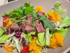 澳大利亚侧腹牛排蔬菜碟-Brut Eatery Wine Bar & Restaurant (建国东路店)