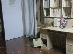 -荒岛实景沉浸密室(江汉路1店)