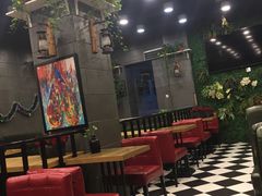 大堂-愉肴麻辣香锅(中山路店)