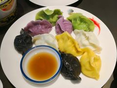 五味海鲜水饺拼盘-东莱馋房(陆家嘴店)