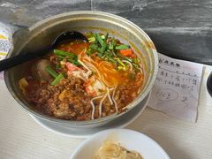 -铁锅哥米线