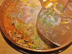 -洱火云南酸菜牛肉火锅(石景山当代商城店)