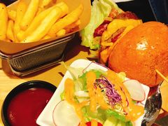 -遇见西木美式餐厅(体育路店)