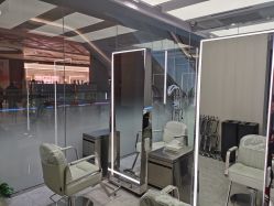 -PE SALON