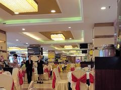 -御满江海鲜酒家(洛溪新城店)