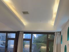 -芳草地西式融合餐厅(回龙窝店)