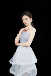 -变画·发型STUDIO