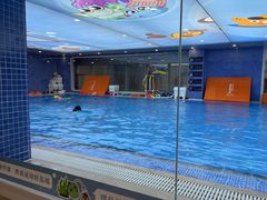 -戊辰亲子游泳俱乐部