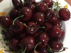 -上海龙吴水胜海发市场