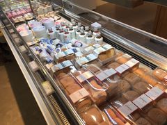 -格瑞思动物奶油生日蛋糕(圆融店)