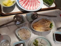 -捞神煲汤火锅(湖滨商业街店)