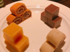 宫廷点心拼盘-羲和雅苑•北京烤鸭(陆家嘴中心店)