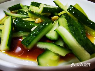 2024 1 17 凉拌瓜条 清炒秋葵 西芹炒肉丝