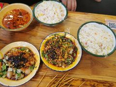 -拈签一笑黄牛肉辣卤串串
