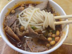 -覃肥叔桂林米粉(粮道街店)