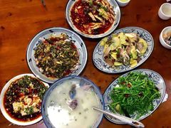 清汤大渡河鱼-将就吃农家特色土菜馆