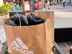 -王府井奥莱临潼小镇(临潼店)