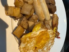 -筠咖啡西餐厅(上海国展宝龙丽筠酒店)