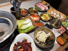 -草家酱蟹炭火烤肉店(珲春南路一店)