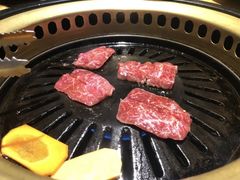 -炼火烤肉店